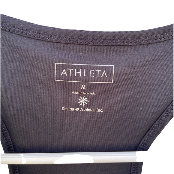 Athleta tinker top in black. Medium. - Picture 2 of 4